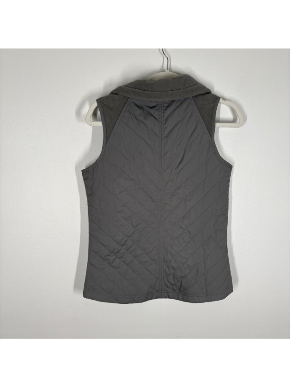 Columbia Women XS Gray Outdoor Pockets Full Zip Perfect Mix Quilted Vest - Picture 8 of 8